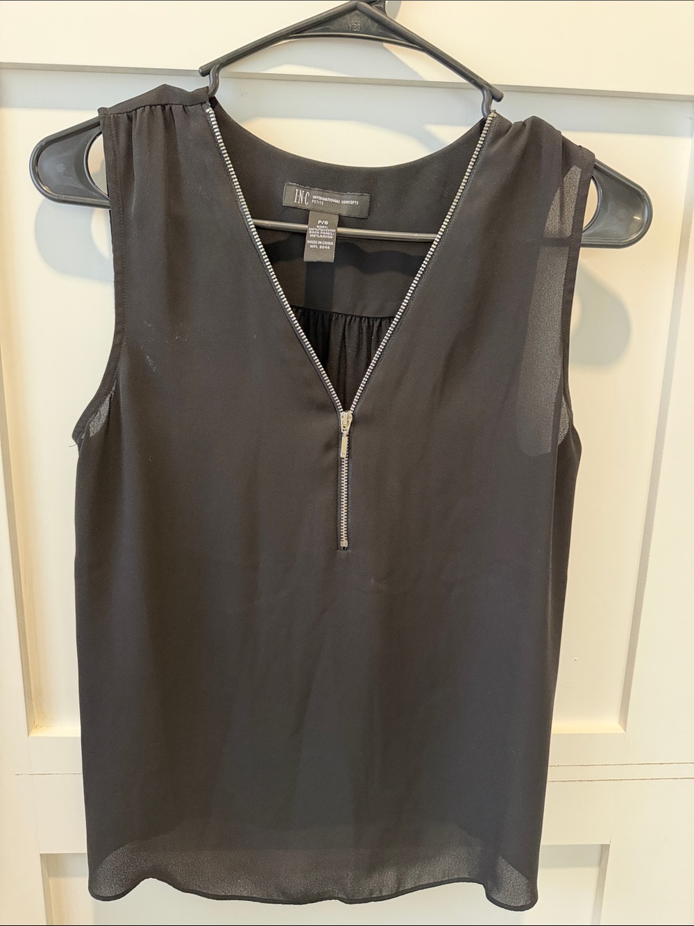 INC International Concepts Black Sleeveless Zip-Front Camisole